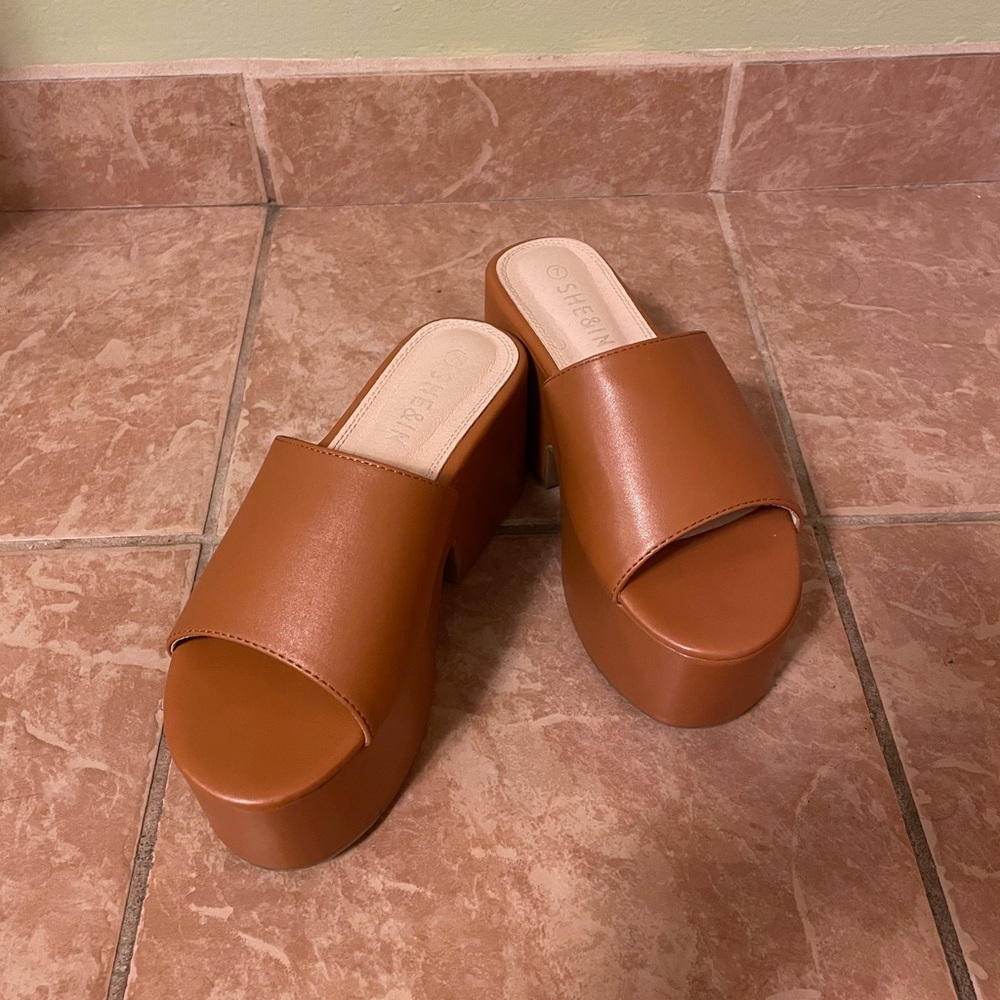 Chunky orange/brown platform sandals